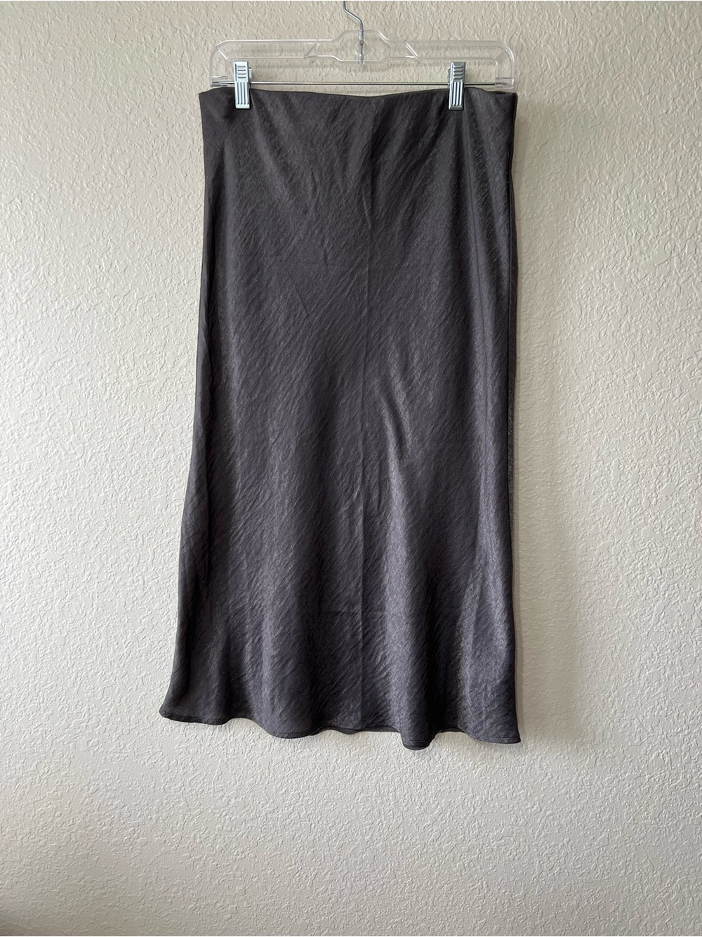 Bobeau Size XL Romantic Satin Slip Skirt Dark Gray Flowy Midi Minimalist Luxury